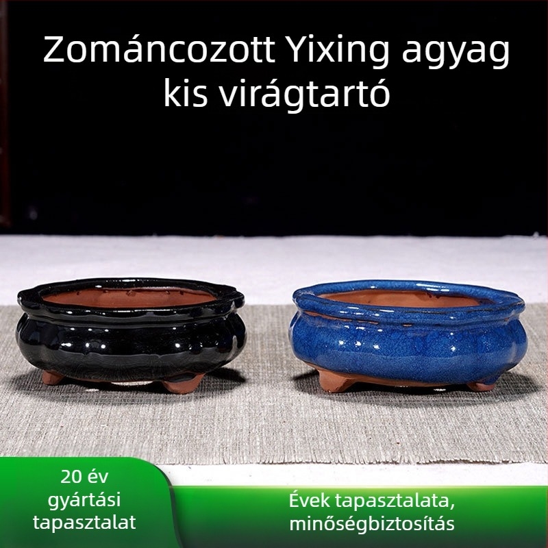 Virágcserép, légáteresztő, kézzel készített agyagból, asztali vagy álló használatra, letisztult stílusú otthonra és irodába
