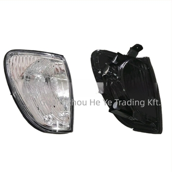 Tsuruno 81581-60240 Sarokfények Lexus LX470-hez (2003–2007), indexek, műanyag