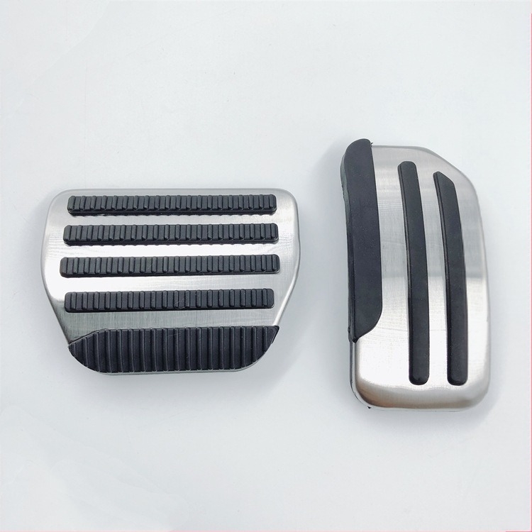 Nissan Qashqai 2012, Teana, X-Trail (2010–2013) gáz- és fékpedál készlet – rozsdamentes acél – OEM stílus