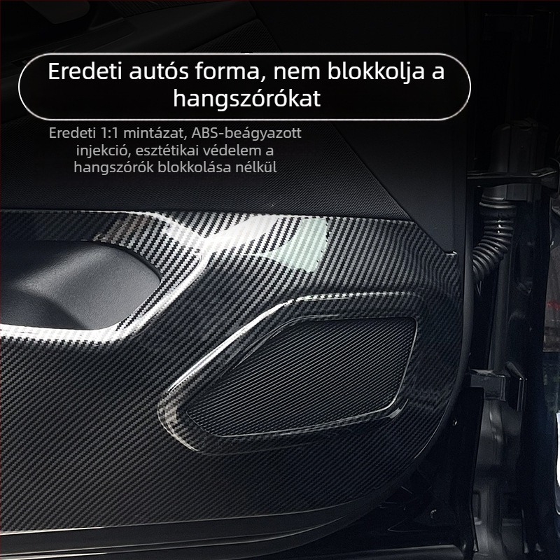 BMW 5 Series belső ajtópanel védő matricák (2024–2025), szénszálas minta