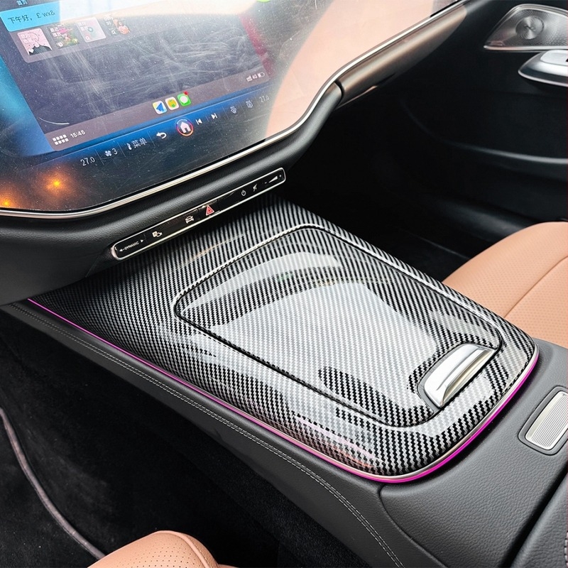 Mercedes-Benz E-Class W214 Központi Vezérlőpanel Belső Matrica – ABS anyag, karbon szál mintázat, 2024+ modellékhez (E260/E300)