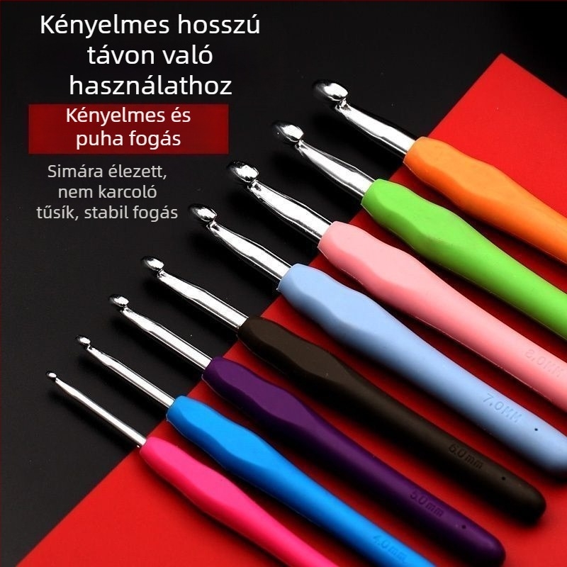 5 részes horgolótű készlet babák készítéséhez, tartalmaz fonalat és pulóverhez való készlet