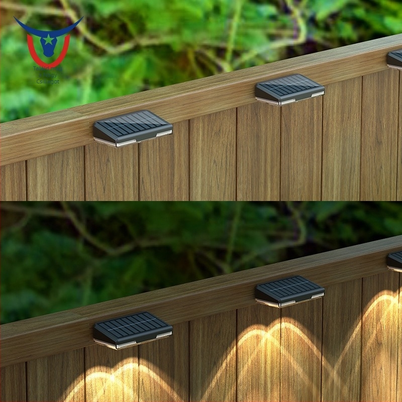 Napelettes falikar kültéren, vízálló kert- és udvari falikar, IP44, 2 LED, 12 lm, 120° fénycsóva, üzemidő 6-12 óra