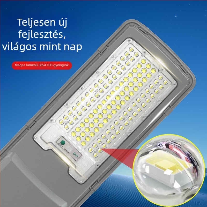 Napelemes utca lámpa - modell Voyage street light, LED modul, IP67, 30W, 6V, üzemidő 16–24 óra