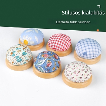 JP/Kam Ping japán stílusú tűtartó táska hímzőtűkhöz, fa alapú és virágos mintával