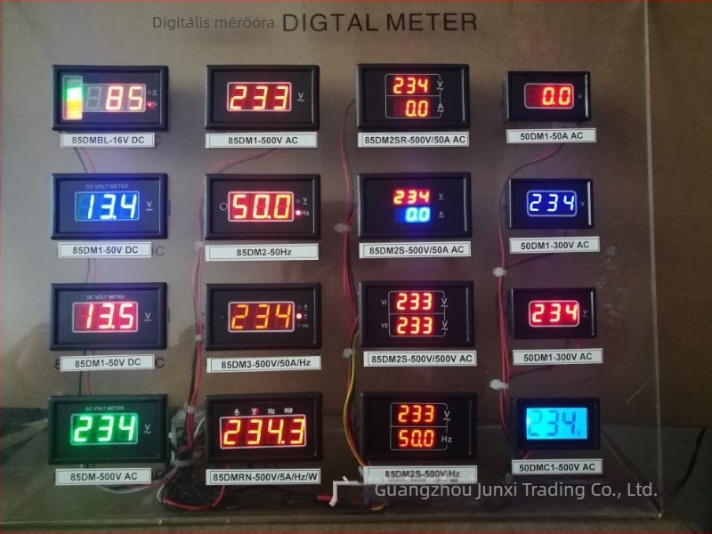Digitális ampermérő OME, modell 52, mérési tartomány 50 A