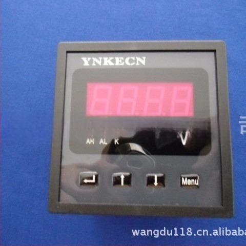 Digitális kijelzős ampermérő, modell YT194I-3X1, Zhongda Instrument