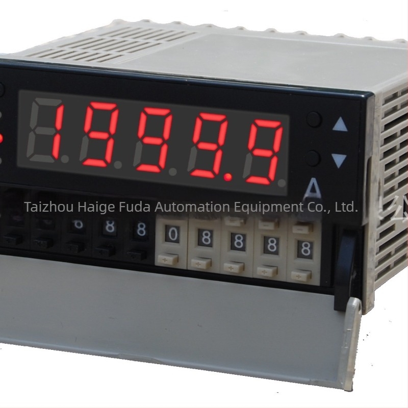 TOKY/Dongqi DM4C-AV600V 3 1/2-jegyű voltmérő és DE3A-DA200A precíz ampermérő