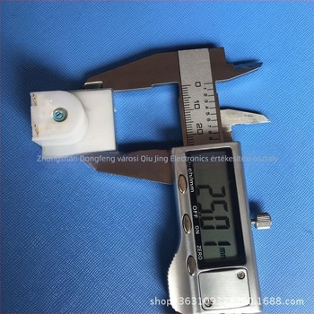 KL KZD-28 mutatós ampermérő, 220V