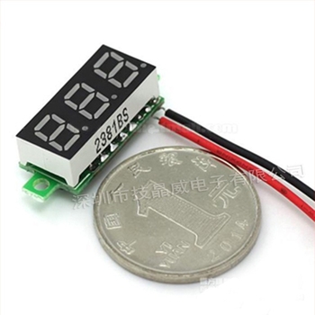 0,28 hüvelykes digitális DC feszültségmérő modul, 12V LED kijelző, kétvezetékes, mérési tartomány 2,5–30V