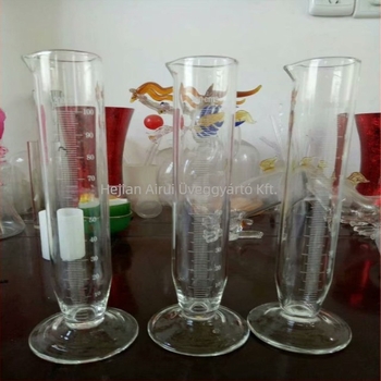 Esőmérő üvegcsővel, Ari márka, Hebei eredetű, 500 g tömegű