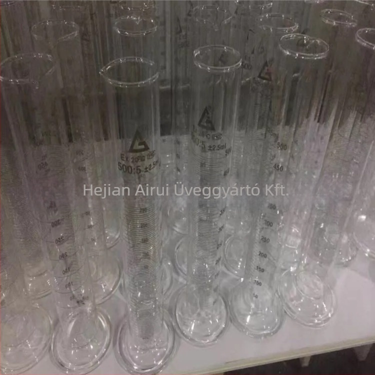 Esőmérő üvegcsővel, Ari márka, Hebei eredetű, 500 g tömegű