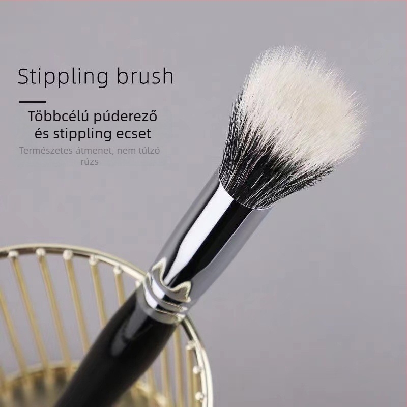 Pointillism sminkecset – a blushhez, laza púderhez, szemhéjpúderhez és fixáláshoz; fa nyél, gyapjúszálak; Yanzhuoyan