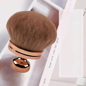 Gomba fejű púder- és blush ecset, puha nylon sörték, műanyag nyél, 1 darab