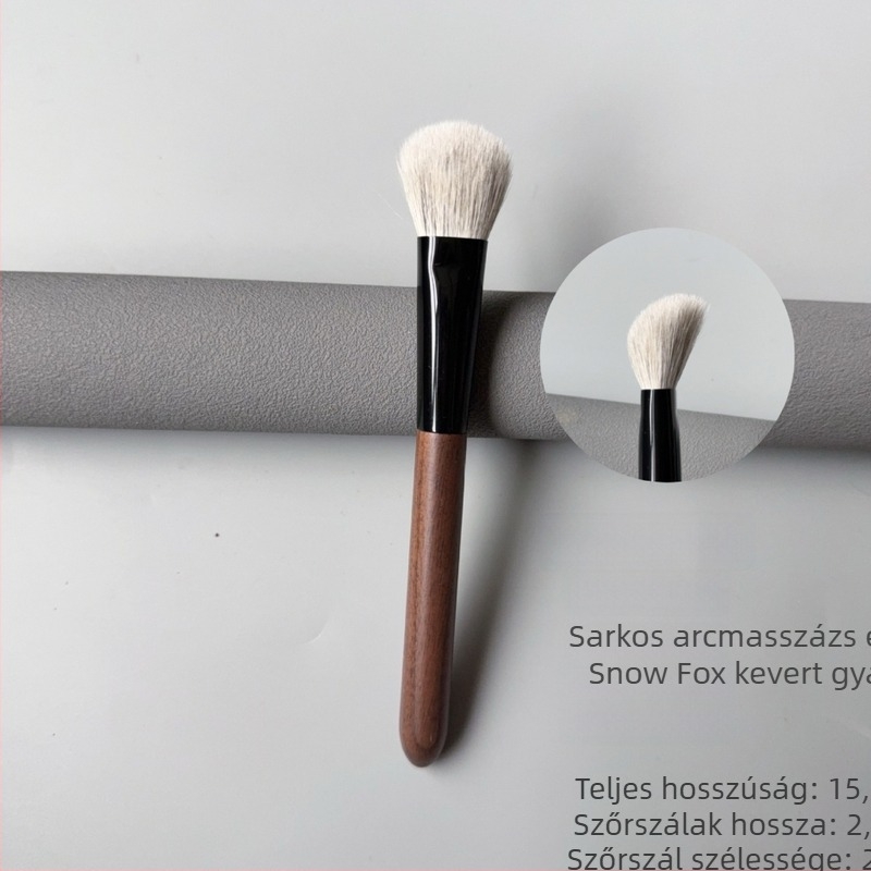 Highlighter és pirosító ecset, szőrszálak hófújás keverékéből, fa hosszú nyél, egyedi csomagolás