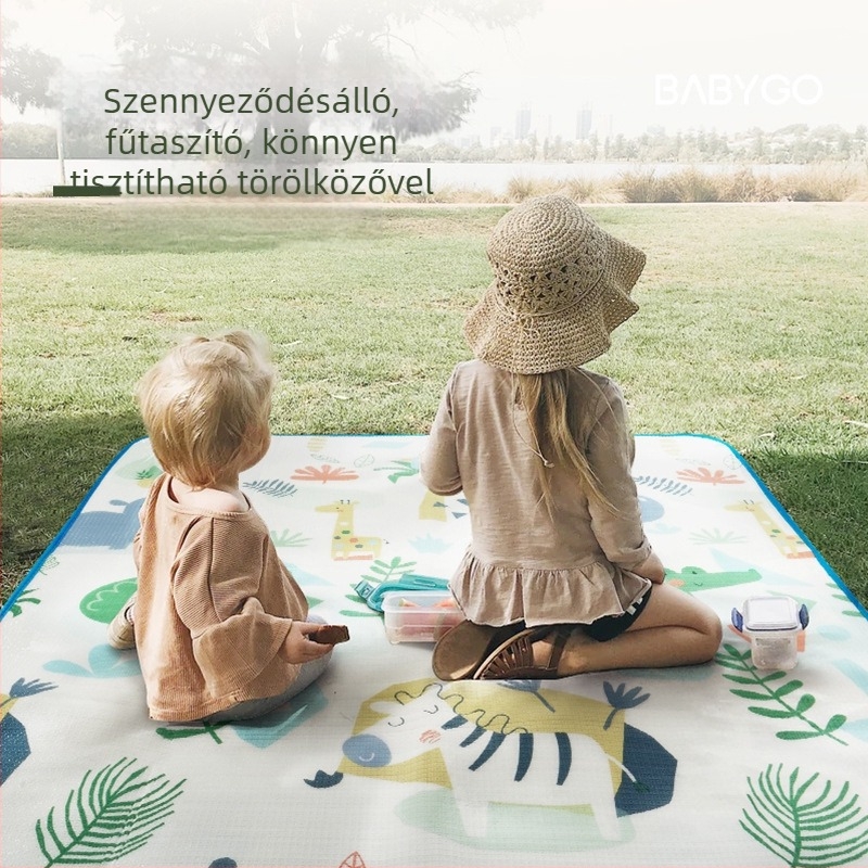 Kültéri piknik matrac, vízálló és nedvességálló, hőszigetelt, összecsukható és hordozható, modell GO-YCD, PE anyag, 3–4 személy részére