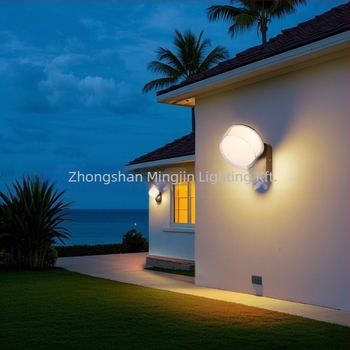 LED kültéri falikar vízálló, szenzorral, alumínium házzal (220V, 120 lm, 3000K, 60°, IP54)