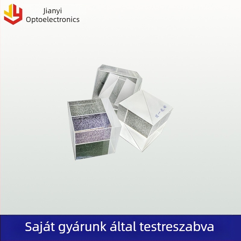 Fénysugarak megosztó prizmája, polarizáló refraktor, optikai üvegből készült kocka-összeállítás, fényhíd összekötő tükör, lézerfény-vezető test