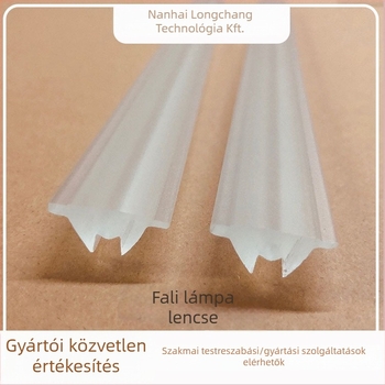 Akril optikai lencse osztálytermi világításhoz, polarizált, átláthatóság 90%, méretek 22.4×10.4 mm, 90° fényirány, modell 21022501