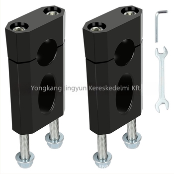 710 kódpár kormányblokk felső/alsó összeállításhoz – M8x120 imbuszcsavarok (4 db) és M8 önzáró anyák (4 db) 50–125cc terepmotorokhoz (CRF50 XR50)