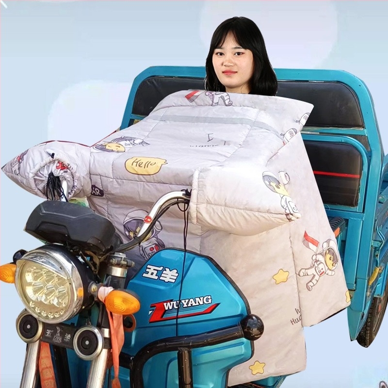 PVC szélvédő takaró tricikli és elektromos motorkerékpárhoz téli bélésű, vízálló, kézilevehető, testreszabható