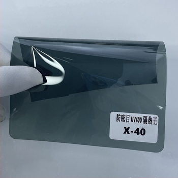 Touman nano-kerámiás autóüveg fólia — UV-védelem 99%, hőszigetelés 99%, látható fény átengedése 60%, vastagság 2 mil, minden autómodellhez alkalmas