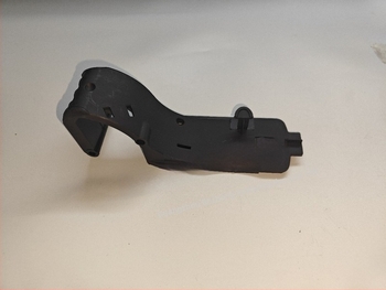Ford Focus MK2 üzemanyag-tartályfedélhez tartó zsanér alap, 4M51N27936BB