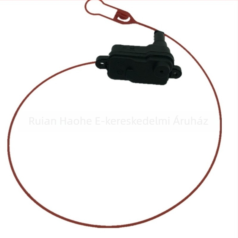Audi üzemanyag-tartály fedél aktívátor — alkatrészek: 4L0 862 153 D és 4L0862153D; kompatibil modellek: A1 (2011–2013), A3 (2013–2016), A6L C7, Q3, Q7; anyag: műanyag