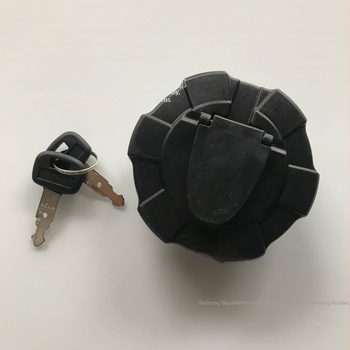 Kubota RD411-51122 üzemanyag-tank fedél (Márka: Kubota; Alkatrész: RD411-51122; Modell: 459A)