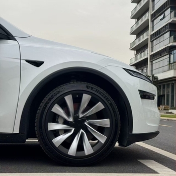Tesla Model Y 20 colos teljes védőgyűrű – dekoratív kiegészítő a karcolások megelőzésére és a kerékagy védelmére