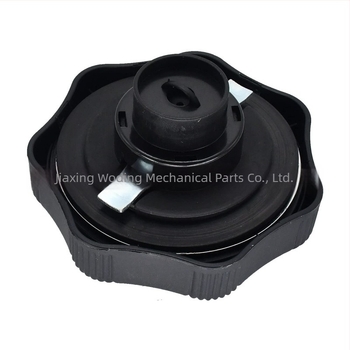 R5511-51120 üzemanyagtank sapka két kulccsal — Kompatibilis Kubota KX057-4, KX018-4