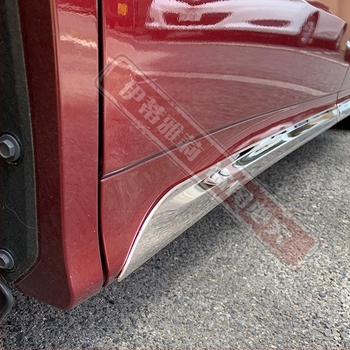 Rozsdamentes acél oldalsó szoknya élvédő Alphard/Vellfire 30 sorozathoz, 2015–2020 modellek, testreszabás elérhető.