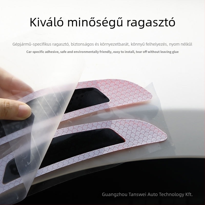 Szénszálas mintás autókerékív védő ragasztós matrica, fényvisszaverő, vízálló, karcolásálló, puha gumibevonat.