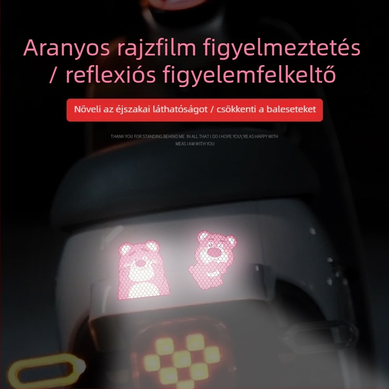 Matrica elektromos autó karosszériájára és sisakjára, mintázat eper-maci, gyémántszintű fényvisszaverődés, dekoratív matrica személyre szabható