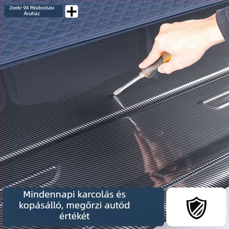 Műanyag csomagtartó védőcsík szénszálas textúrával Zeekr 9X-hez (25 modell); testre szabható