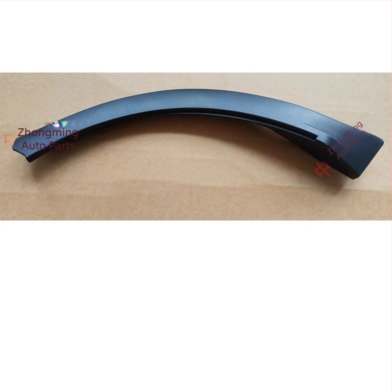 Rozsdamentes acélból készült: hátsó ajtó küszöbvédő és C-pillér belső panel a Range Rover Sport Executive modellhez (bal és jobb) — termékkód Ltao693924753431