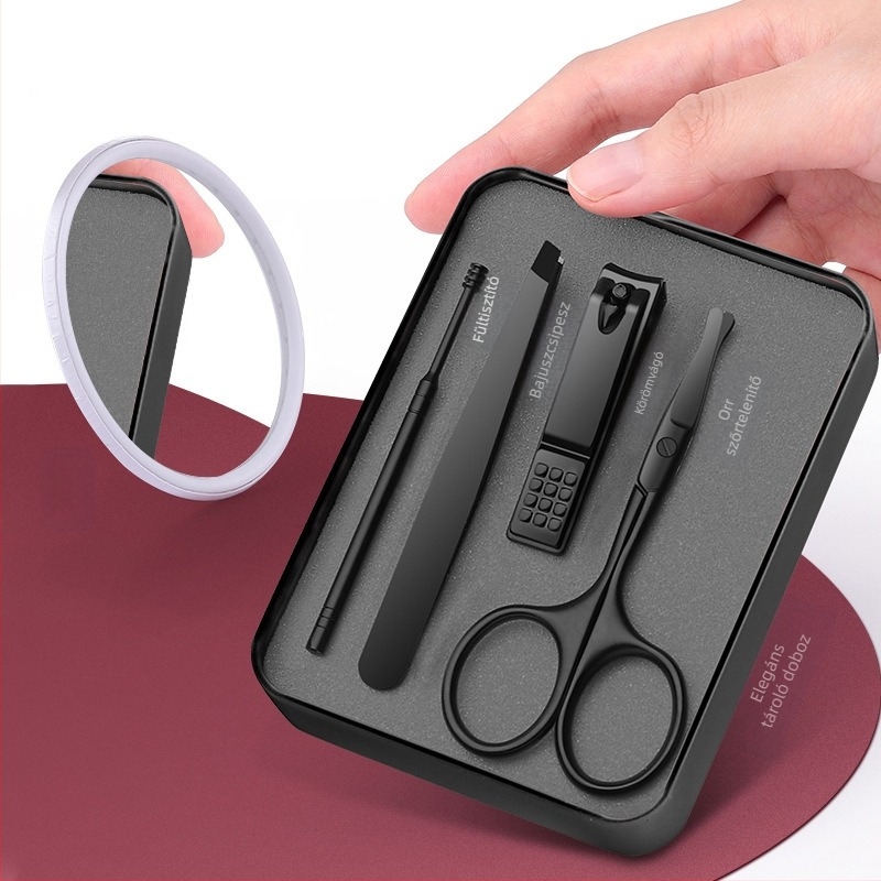 Rozsdamentes acélból készült orrtisztító készlet: kerek fejű trimmelő, görbült végű biztonsági olló és kézi csipesz