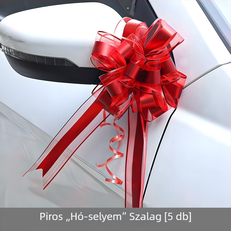 Esküvői autó dekoráció kézzel készített virágokkal, piros autó dupla boldogság jelű szalaggal, esküvői masni