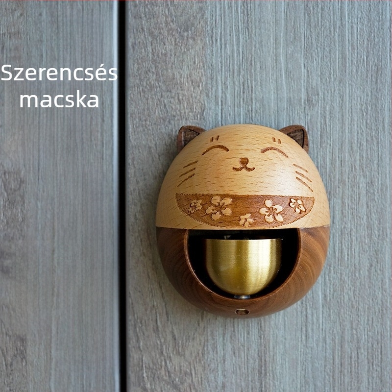 Ajtóhoz tapadó szélcsengő szerencse macskával — japán stílusú, fém harang, faragott, Wu Mu márka, ajándék új otthonba