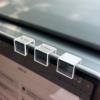 Központi konzolhoz készült autó kijelzőtartó műanyagból – egyszerű stílusú, dekoratív