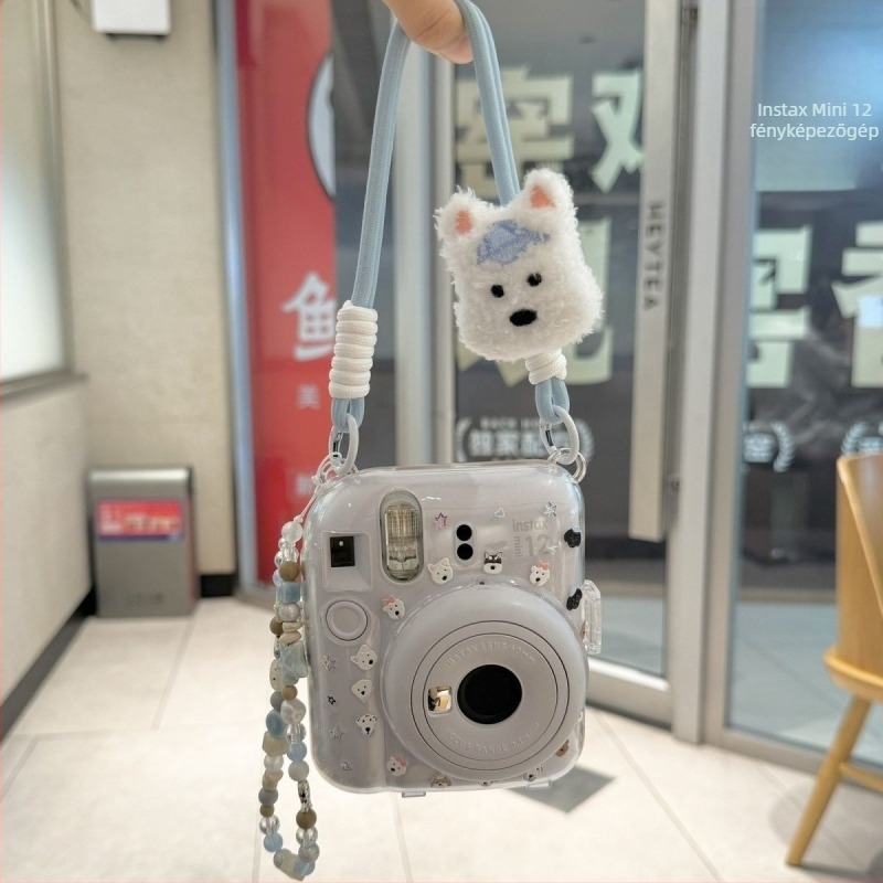 Mini12 átlátszó tok Instax Crystalhez — merev védő tok a kamerához lánccal