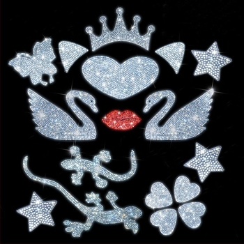 Karikatúra motívummal ellátott matrica, kristály üveg, öntapadós dekoratív burkolat (Márka: Bright Flash; Anyag: Rhinestone glass; Telepítés: Öntapadó; Mintázat: Karikatúra)