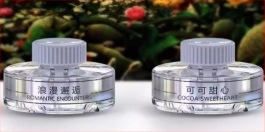 Autóillató aromaterápiás dekoráció üléshez rögzíthető, 10–20 ml, eper illat, illatidő több mint 90 nap