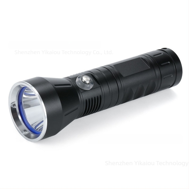 Kézi búvárlámpa, 4000 lm, 20 W LED, 26650 akkumulátor 2000 mAh, IP68, 90° fénysugár, alumíniumötvözet