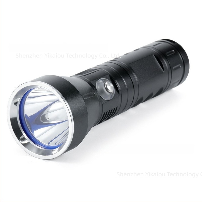 Kézi búvárlámpa, 4000 lm, 20 W LED, 26650 akkumulátor 2000 mAh, IP68, 90° fénysugár, alumíniumötvözet