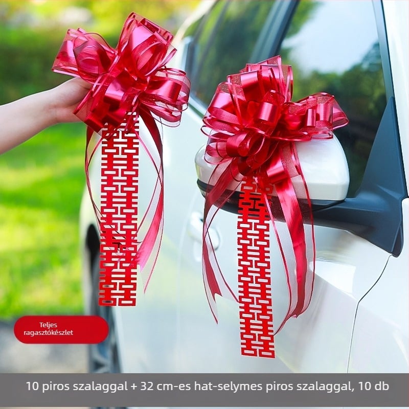 Esküvői autó díszítő készlet szalagokkal és virágos dekorációval a nászmenethez
