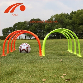 Futball-edzési ív, hordozható kompakt ív futballhoz, akadály kapu edzéshez (Anyag: PP; Gyártó: Naili; Termékkategória: Training Aids; Alkalmazható sport: Futball)