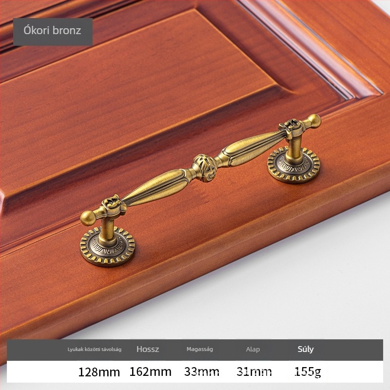 Szekrényajtó kilincs - sárgaréz, elektroplatírozott felülettel, Douglas márka, szekrényajtókhoz