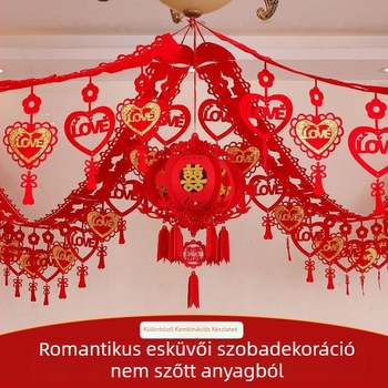 Esküvői szobadísz: nemszövött anyagból készült girlandák a kettős boldogság szimbólumával és dekoratív szalagokkal