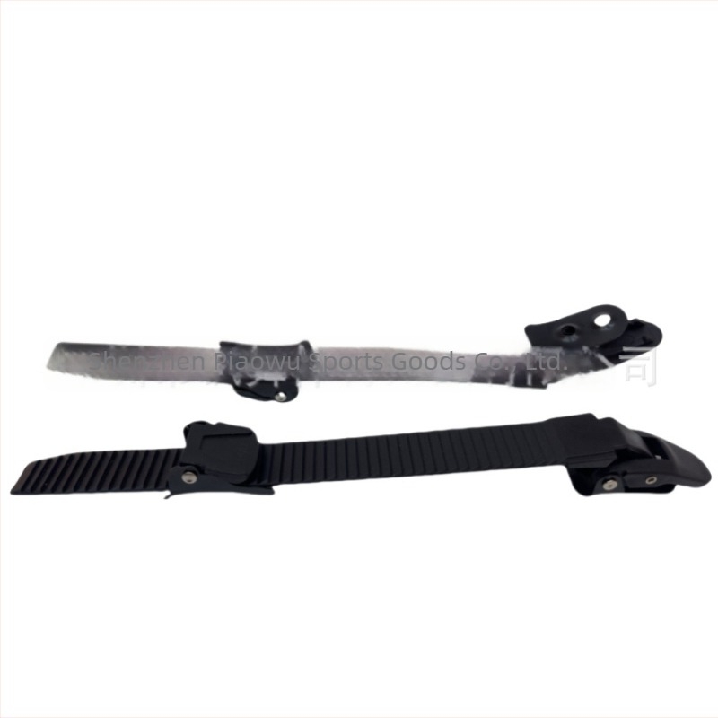 Gördülőkorcsolya univerzális csat rész — PU+ háló felső rész; gumírozott talp; egysoros kerekek; PA66 kerékanyag; 4 csavar a csomagban